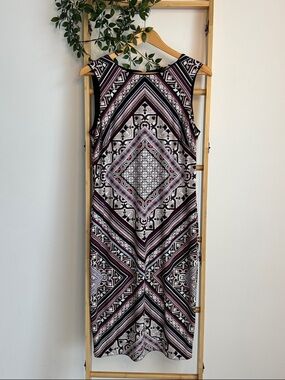 WHBM Black Geometric, Patten Reversible Stretch Knit Sheath Dress Size M